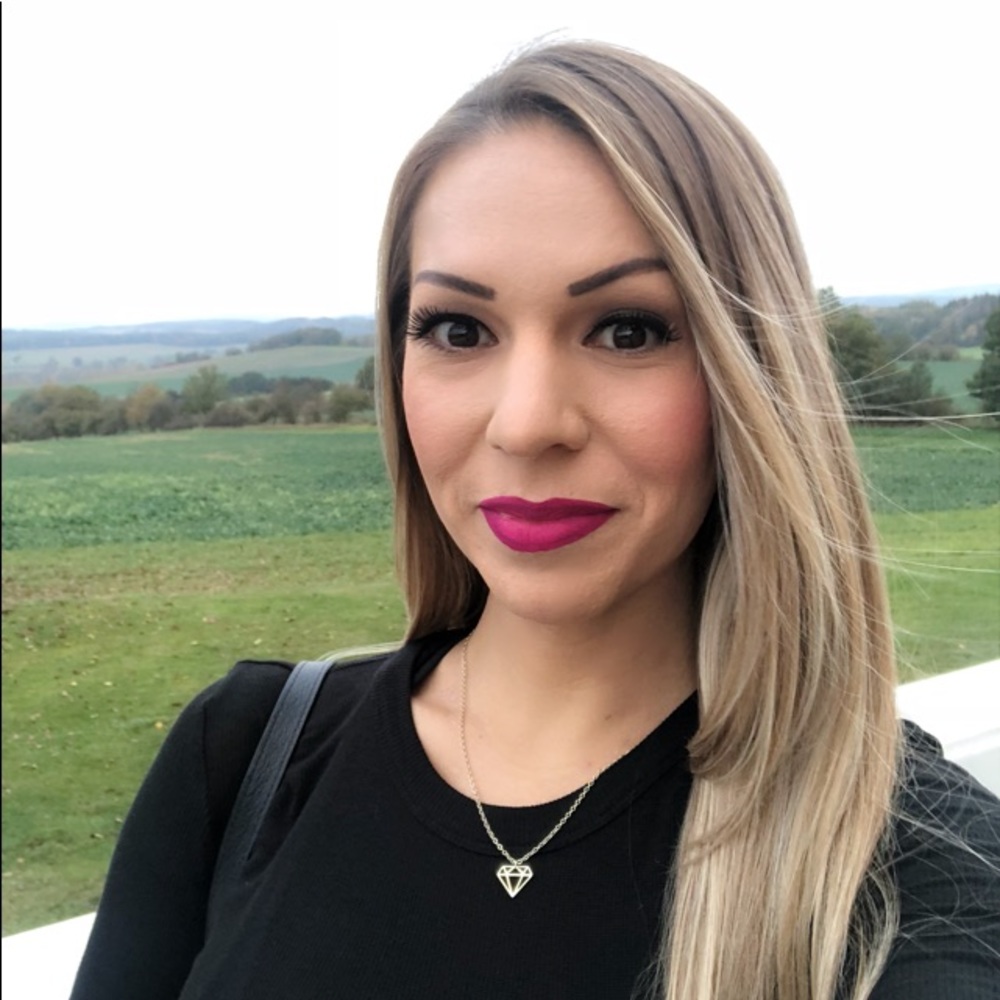 Meet your Posher, Sophia